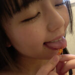 『フェチ』 人気女優 泉りおんチャンの巨大女で舌ベロ責めプレイ！ 「DUGA」