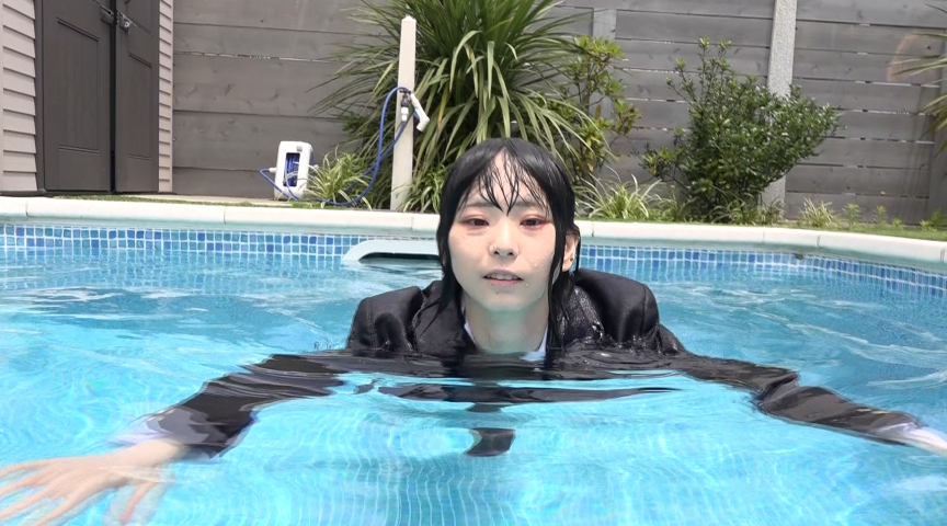 『フェチ』 メンヘラ生徒と着衣濡れと思い出 「DUGA」