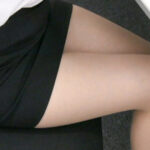 「フェチ」 オフィス制服OL 日常的ミニスカパンスト脚 『FANZA』