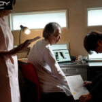 「フェチ」 「タバコ吸わずにおっぱい吸えば？」 喫煙やめなきゃ命危ない僕を心配して… いつでもどこでも乳差し出してくる 禁煙おっパ×ポ彼女 莉々はるか 『FANZA』