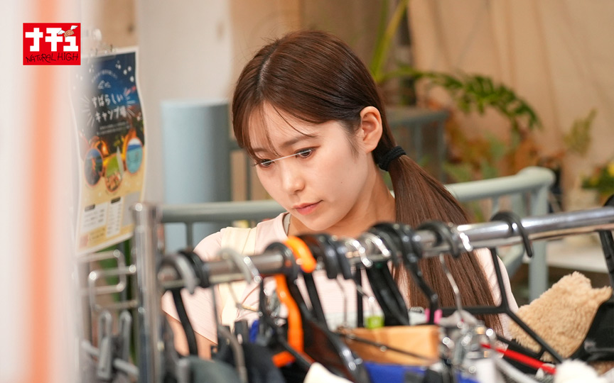 『フェチ』 敏感（恥）巨尻羞恥2026 軟体小柄女子 「DUGA」