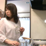 『フェチ』 五十路母の豊満な肉体にムラムラして… 加納あけみ 「DUGA」