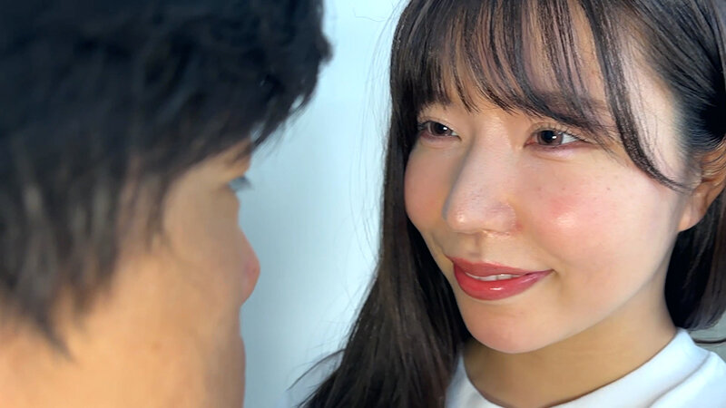 「フェチ」 まいなちゃんがM男に濃厚キス 『FANZA』