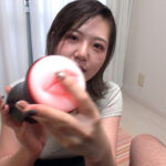 『フェチ』 女子がきゃっきゃ言いながらオナホ使ってみた 「DUGA」