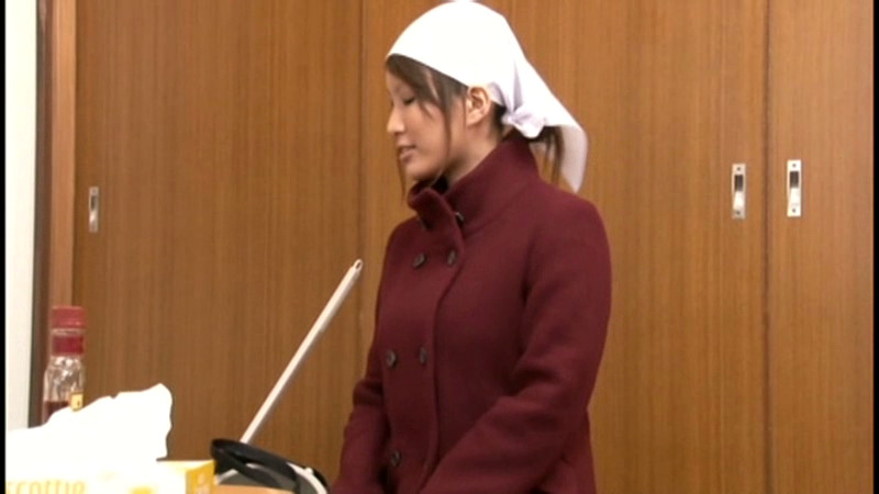 『フェチ』 デカい乳輪がハミ出ても気づかない巨乳ノーブラ女 「DUGA...