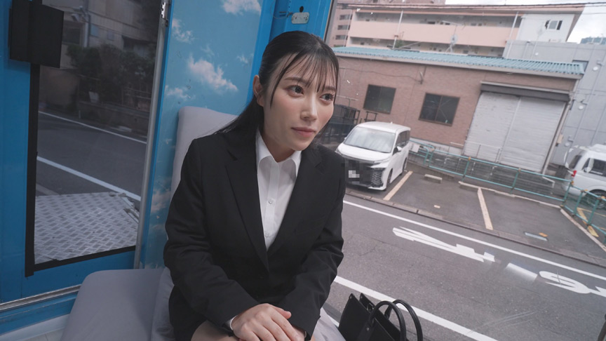 『フェチ』 おま○こくぱぁ～しながら潮吹き我慢面接！かのん編 「DUG...