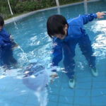 『フェチ』 プール掃除は熱心に 「DUGA」