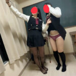 『フェチ』 あのりおなちゃんが教室でみーなちゃんに電気アンマ 「DUGA」