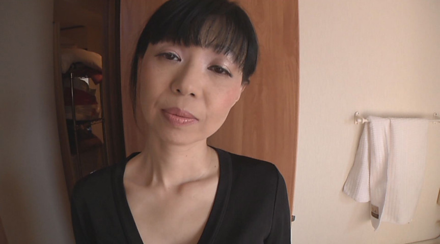 『フェチ』 お母さんがオシッコ手伝ってあげる2 「DUGA」