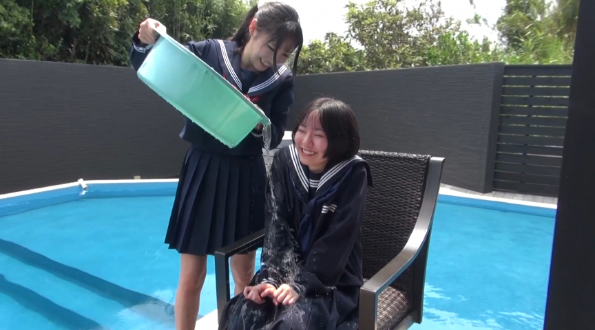 『フェチ』 パチンコ＆紐くじ 2人の水掛祭り 「DUGA」