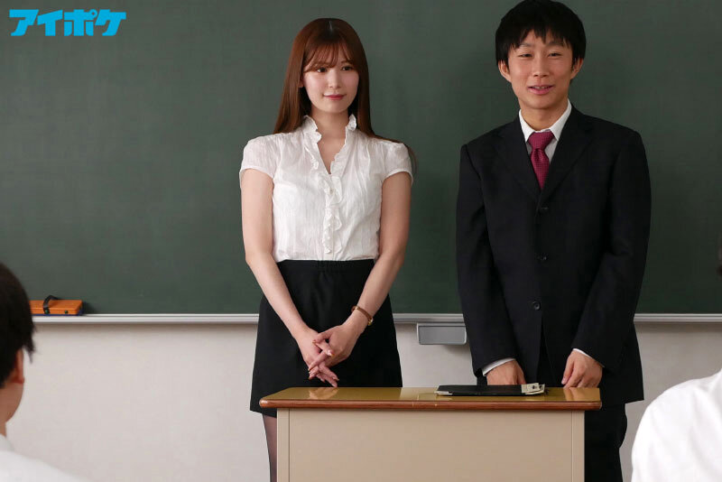 「フェチ」 パンストマニアの標的になった美白美脚女教師 白肌の美脚もも...