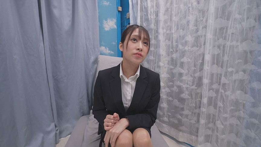 『フェチ』 おま○こくぱぁ～しながら潮吹き我慢面接！こはる編 「DUG...