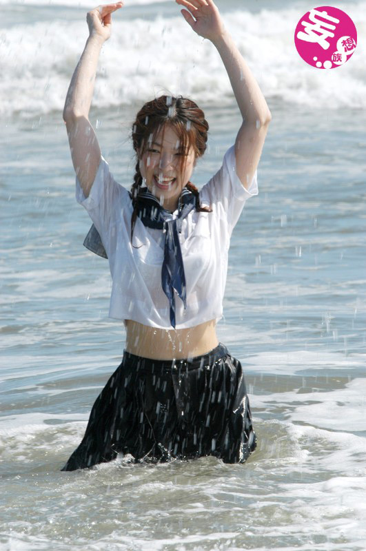 『フェチ』 妄想女子○生 濡れて透ける制服 「DUGA」