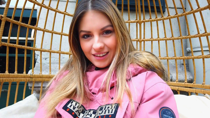 《ギャル》 ボクのセフレは欧米金髪美少女個撮種付けアジアンザーメン レ...