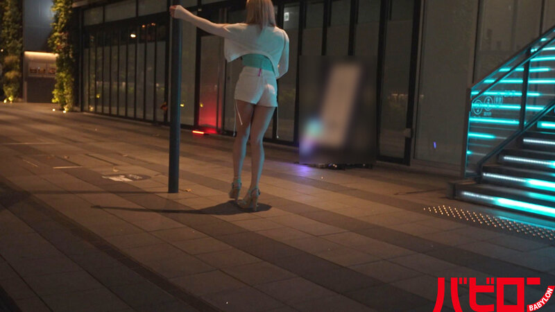 《ギャル》 胸糞可愛いパイパンスレンダー金髪ギャルに連続中出し クラブ...