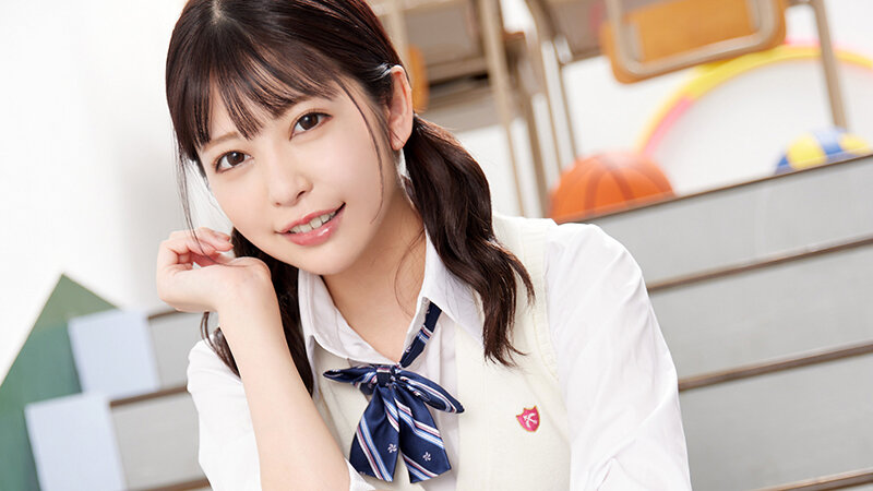 《ギャル》 制服女子×スーツ美女 着衣乱れっぱなしのガッツリ生ハメSP...