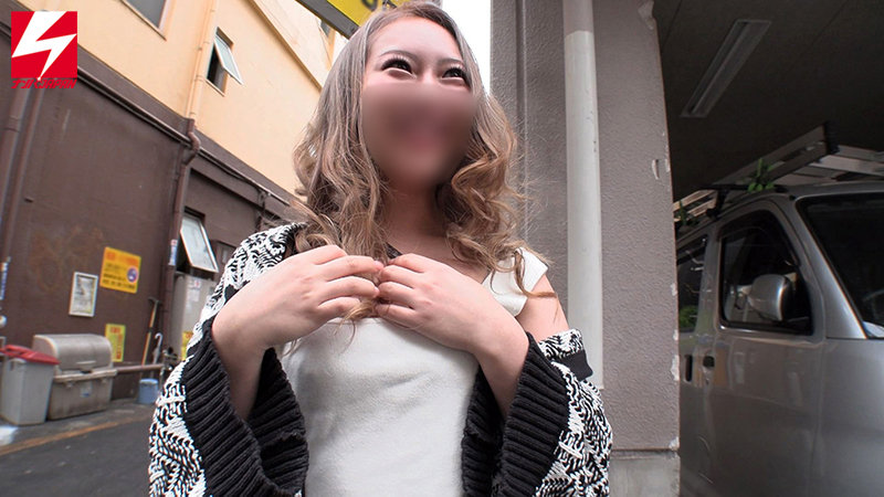 《ギャル》 タダマンギャルビッチ 自らノリノリでお持ち帰りされヤリまく...