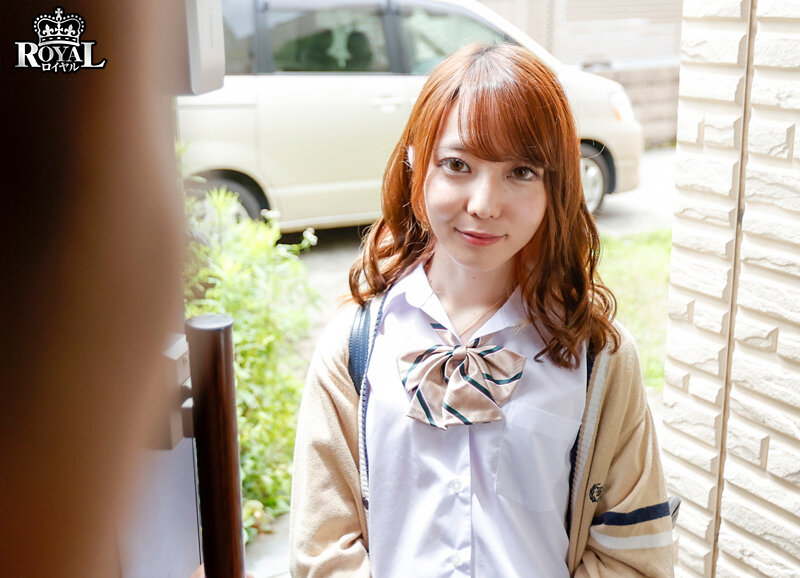 《ギャル》 ギャル化した華奢ちっぱい従妹の挑発パンチラ誘惑で、理性が吹...