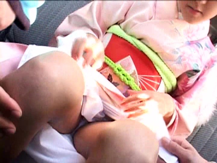 《ギャル》 元祖！！土下座ナンパ外伝！！！素人美女が21人もでちゃう5...