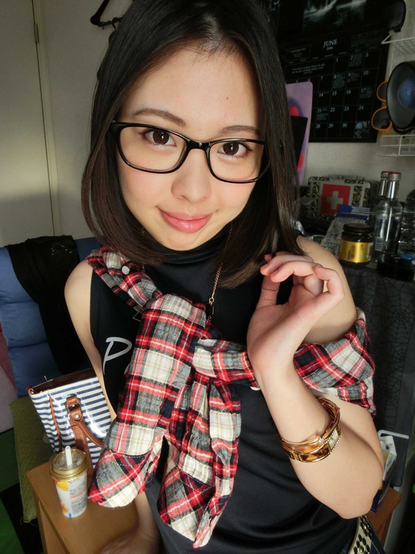 《ギャル》 巨根の生贄 第一巻 中原かえで 『FANZA』