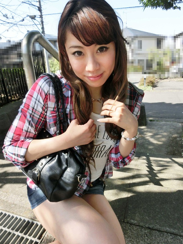 《ギャル》 禁断の妊娠OK中出しバイト メグミ25歳 『FANZA』