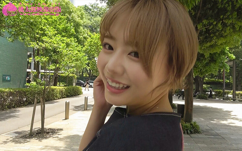 《ギャル》 いちゃラブ宅飲み濃厚べろちゅう密着せっくちゅ 浜崎真緒が彼...