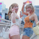 《ギャル》 パパ活アプリで見つけたベロ酔いW爆乳ヤリマンギャルとパコろうぜ！！ 理性ぶっ飛び状態で時間＆発射無制限SPECIAL！！ 『FANZA』