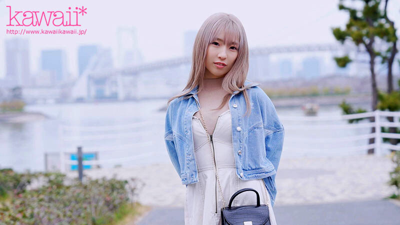 《ギャル》 オナニー大好き金髪女子がチ●ポでしか味わえない深い快楽をか...