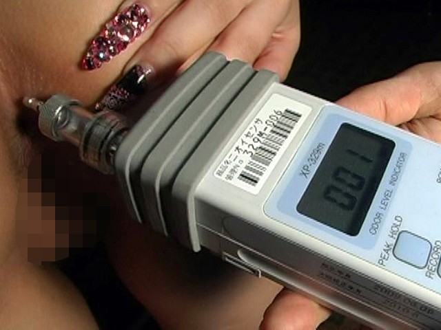 《ギャル》 股間密着ドキュメント 無洗ま○こ ～猥褻臭気測定～ 『FA...