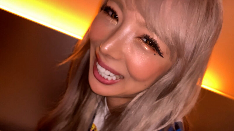 《ギャル》 イケイケ関西黒ギャル霜月るな 肉食系ギャルの鼻フェラに大興...