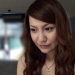 《ギャル》 お目目パッチリのハーフ系素人娘をガチナンパ！エロ話で盛り上がってきたからお試しに電マを股間に当てたらテンションMAX！そのままホテルで生ハメSEX！ 『FANZA』