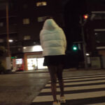 《ギャル》 生意気そうなギャル系女子大生を狙った尾行押し込みレ●プ 『FANZA』