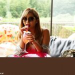 《ギャル》 千葉県だけで経験人数300人！ 日焼け跡がめっちゃドエロいおバカだけど根は優しめ褐色ギャル思い出作りに中出しAVデビュー 咲音リオ 『FANZA』