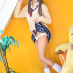 《ギャル》 カワイすぎる小悪魔ギャルビッチオトコの娘 朱里レイ 18歳 AV Debut 『FANZA』