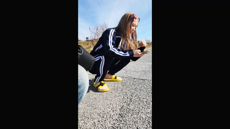 《ギャル》 つるぺたツンデレくそガキギャル A子 『FANZA』