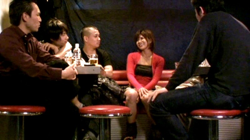 《ギャル》 STRIKE 同窓会に行ったら女は私一人だけだった 『FA...