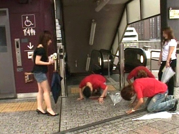 《ギャル》 Let’s突撃土下座ナンパ 166 『FANZA』