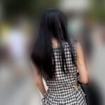 《ギャル》 街角で声をかけてくすぐりさせてもらう 交渉上手な黒髪ギャル かなちゃん 『FANZA』