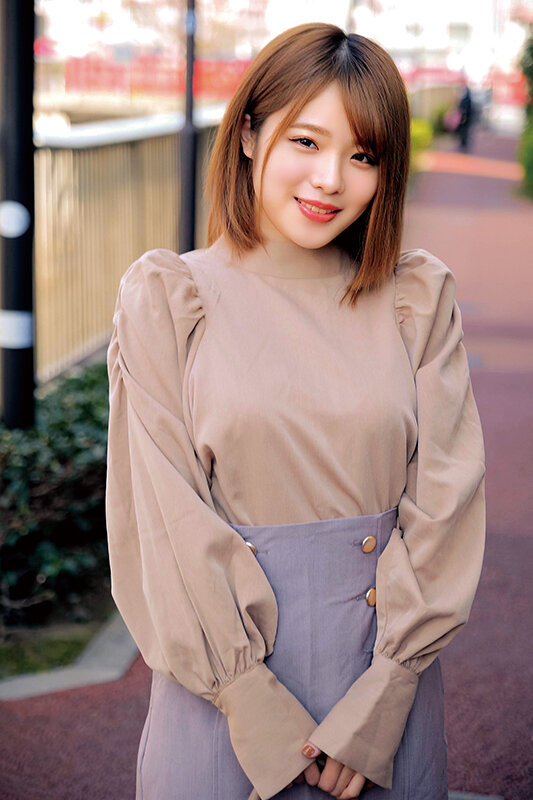 《ギャル》 うぶで奥手な女子大生が恥じらいキス魔に大変身！？「自分から...