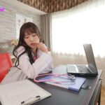 《ギャル》 囁き淫語で誘惑してくる馬乗り痴女医のお下品クリニック 新井リマ 『FANZA』