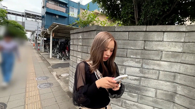 《ギャル》 街角で声をかけてアナル観察させてもらう アシスタント美容師...