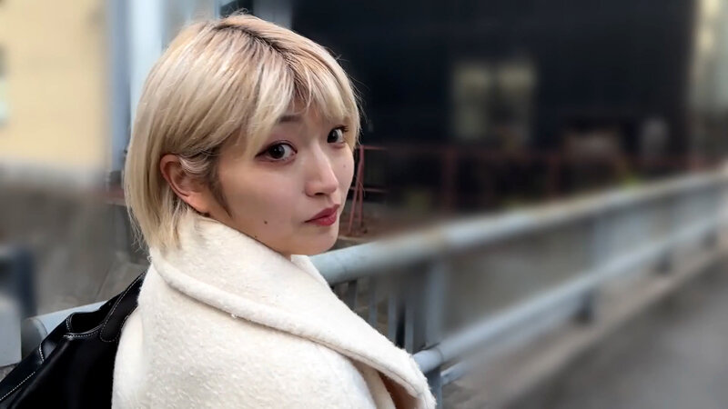 《ギャル》 街角で声をかけて口内観察させてもらう 美容部員 はるのちゃ...