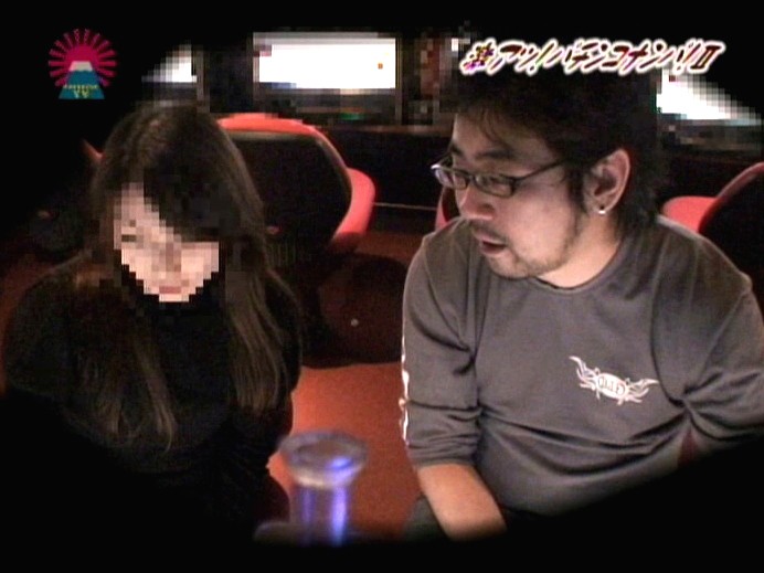 《ギャル》 激アツ！パチンコ屋ナンパ（2）～負けている主婦は簡単にヤレ...