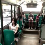 《ギャル》 女だけしか乗っていないバスで清楚な若妻は黒ギャル達にレズ攻めペニバン突き立てられ声も出せず泡吹き失神 『FANZA』