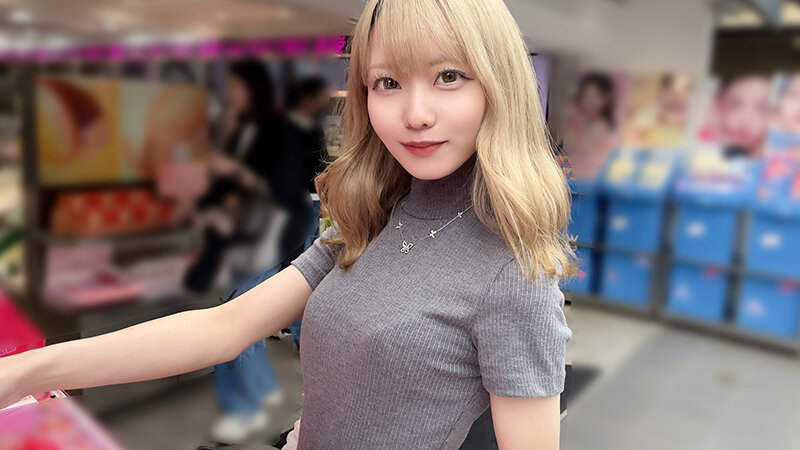 《ギャル》 【スレンダー美ビッチギャルと濃厚セクロスはめ撮り！！】【ビ...