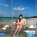 《ギャル》 全裸ギャルがオナニー＆オシッコしちゃう夢のヌーディストビーチから完全中継！ 『FANZA』