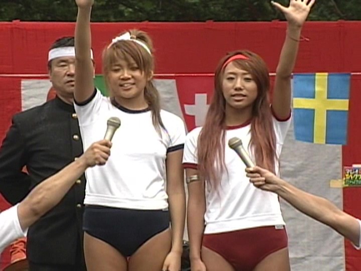 《ギャル》 マジッ！Tバックブルマーだらけのコギャル大運動会 『FAN...