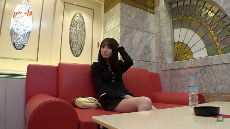 《ギャル》 【スレンダー高身長なエチチお姉さんとラブホで濃厚SEX！！...