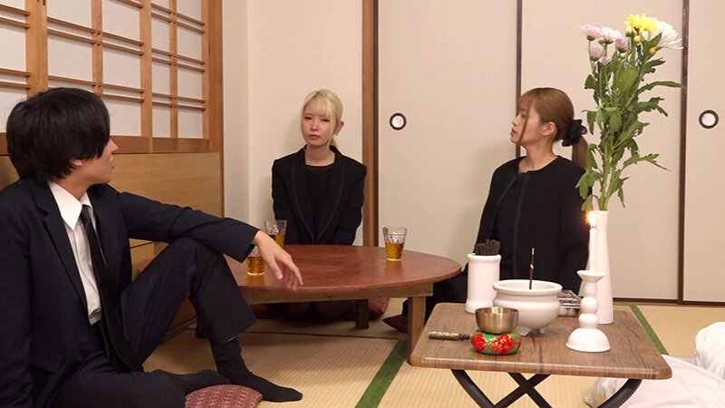 《ギャル》 葬式で久々に会った金髪喪服姉妹にムラついた僕 『FANZA...