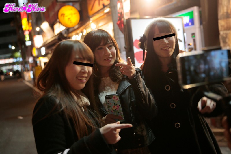 《ギャル》 サークルの飲み会帰りのほろ酔い女子大生ナンパして自宅に連れ...